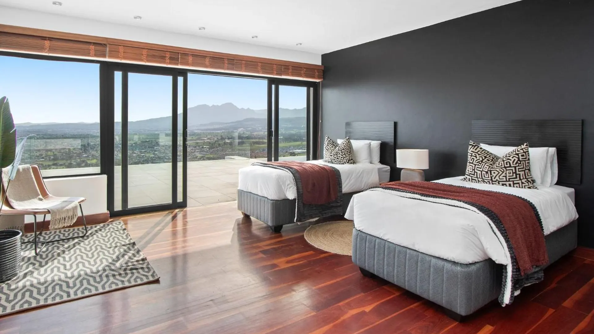 Restio View 11 By Host Agents Villa Cape Town